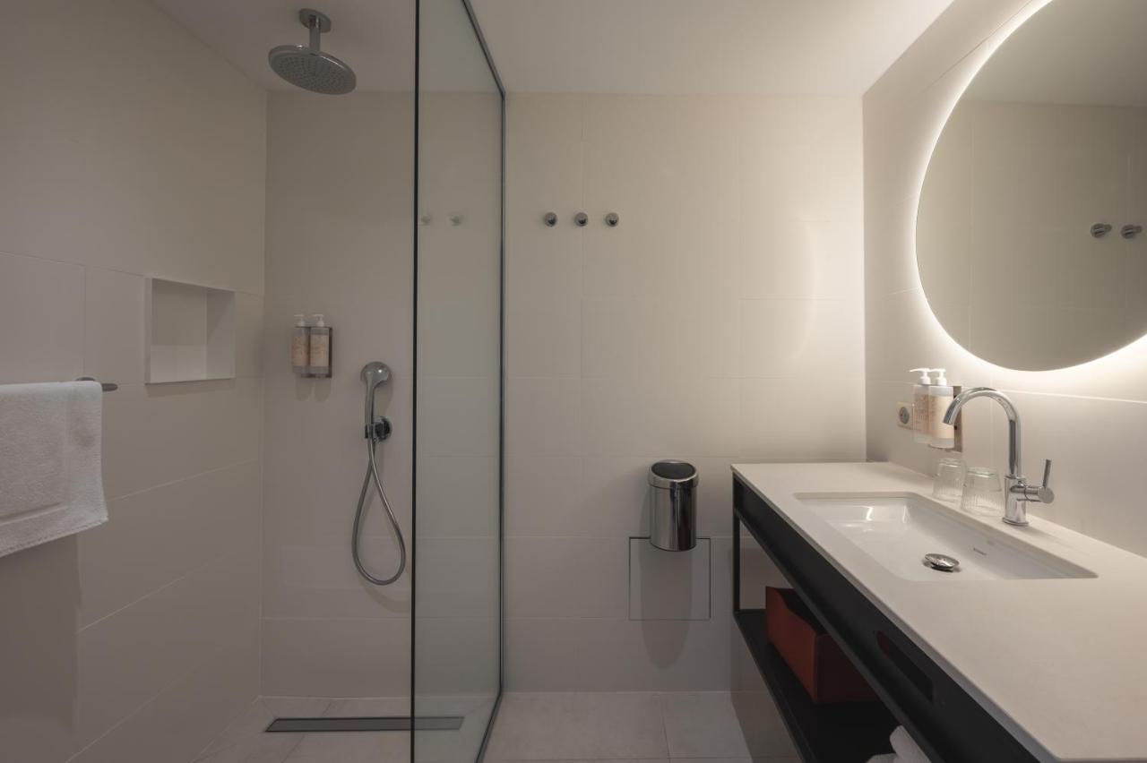 Van Der Valk Hotel Bloom แซงเตกูลฟ์ ภายนอก รูปภาพ